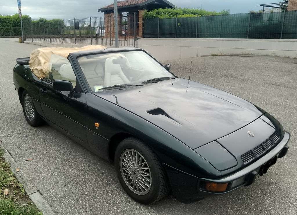 Porsche 924
