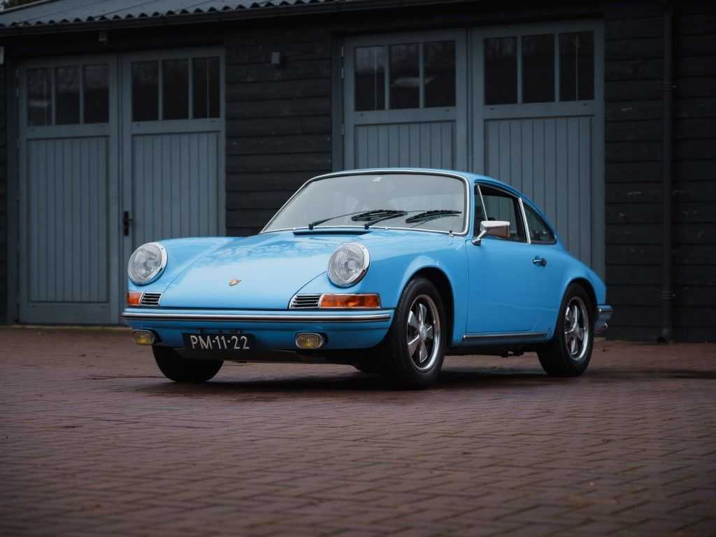 Porsche 911