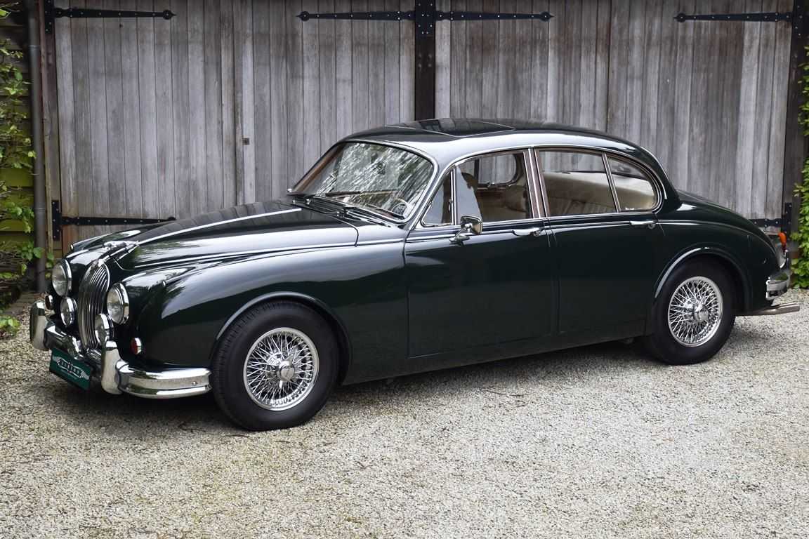 Jaguar MK 2