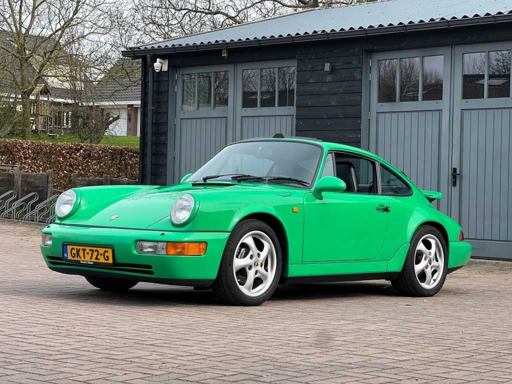 Porsche 964