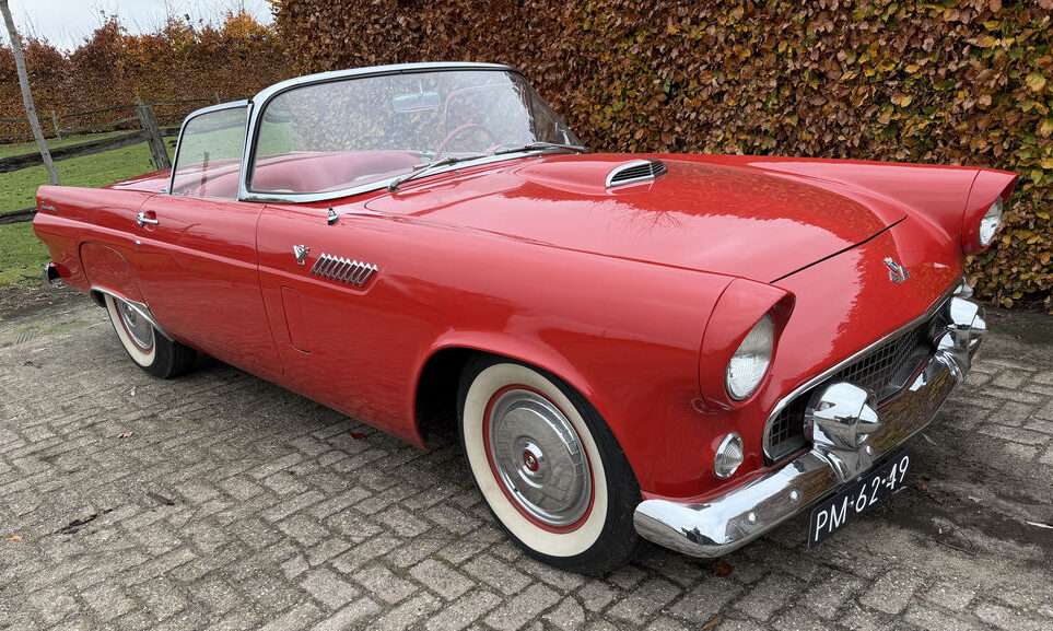 Ford Thunderbird