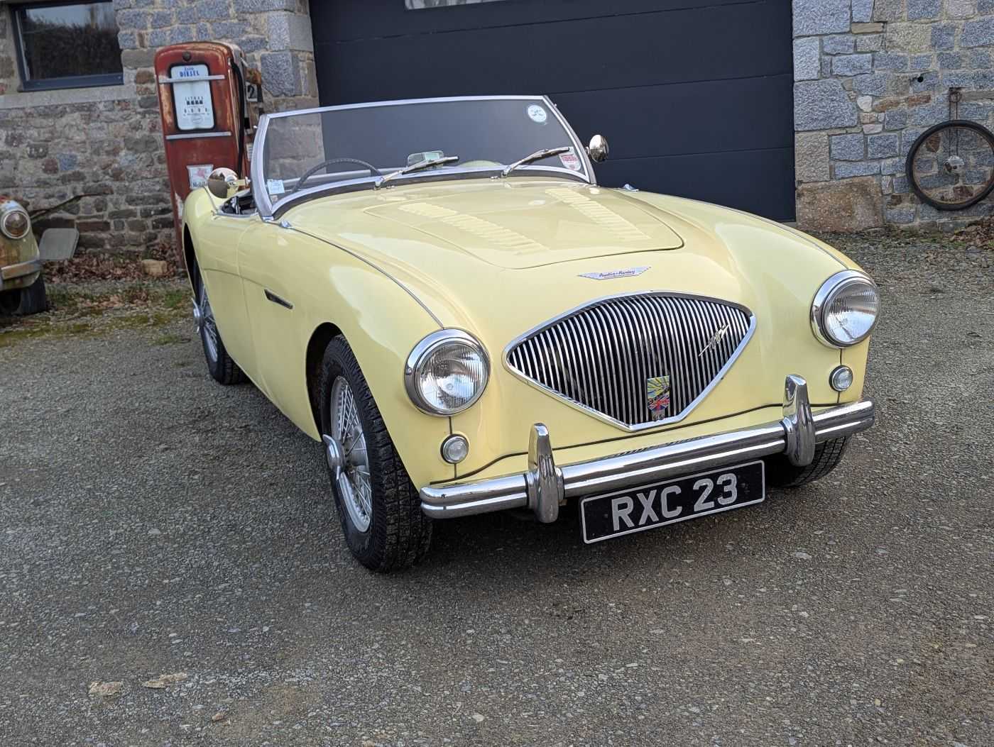 Austin Healey 100