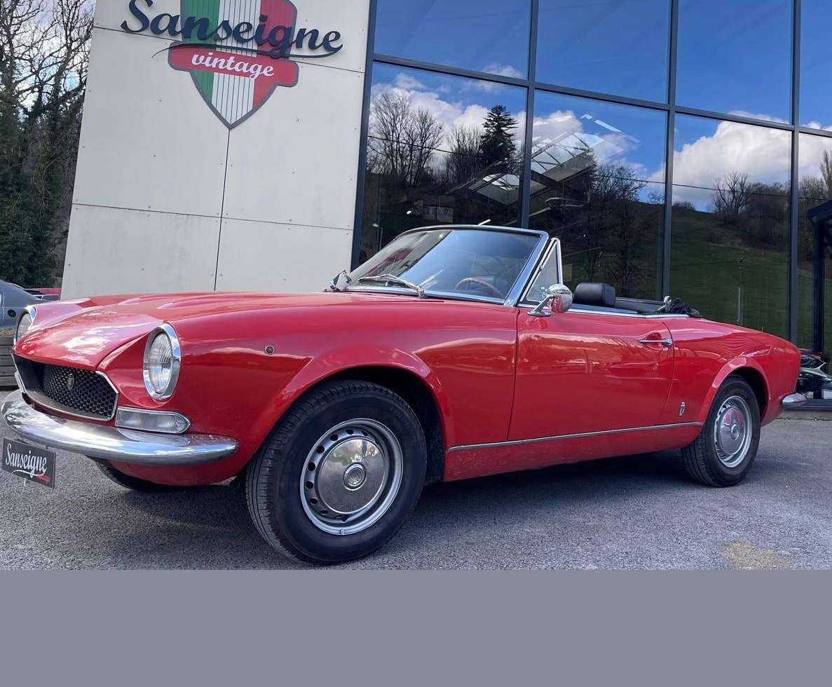 Fiat 124 Spider