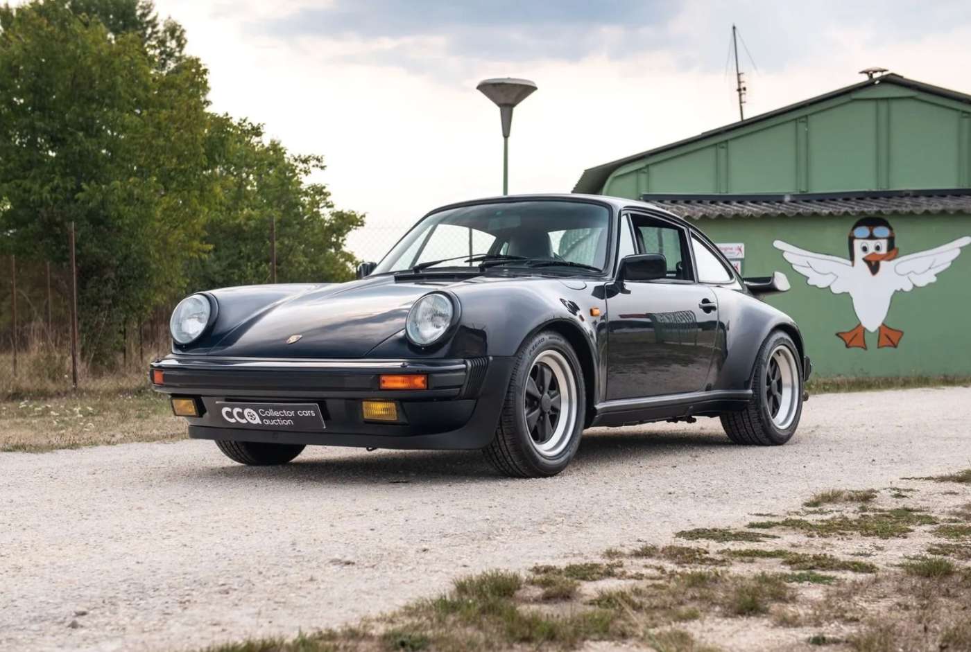Porsche 930
