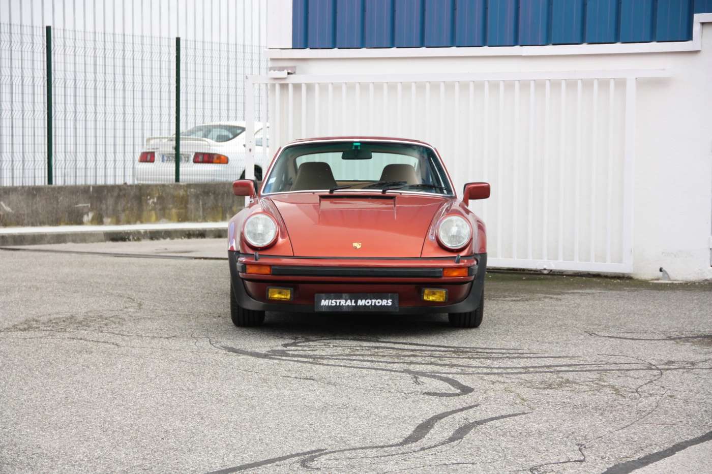 Porsche 930
