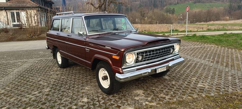 Jeep Wagoneer