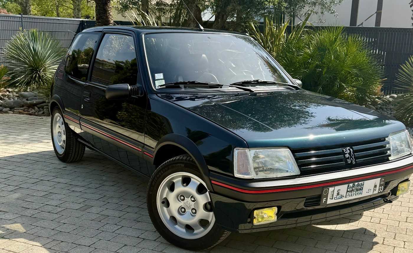 Peugeot 205
