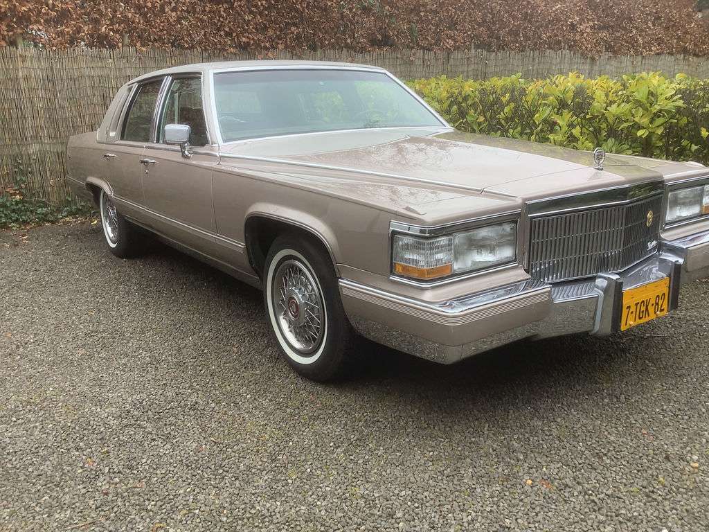 Cadillac Brougham
