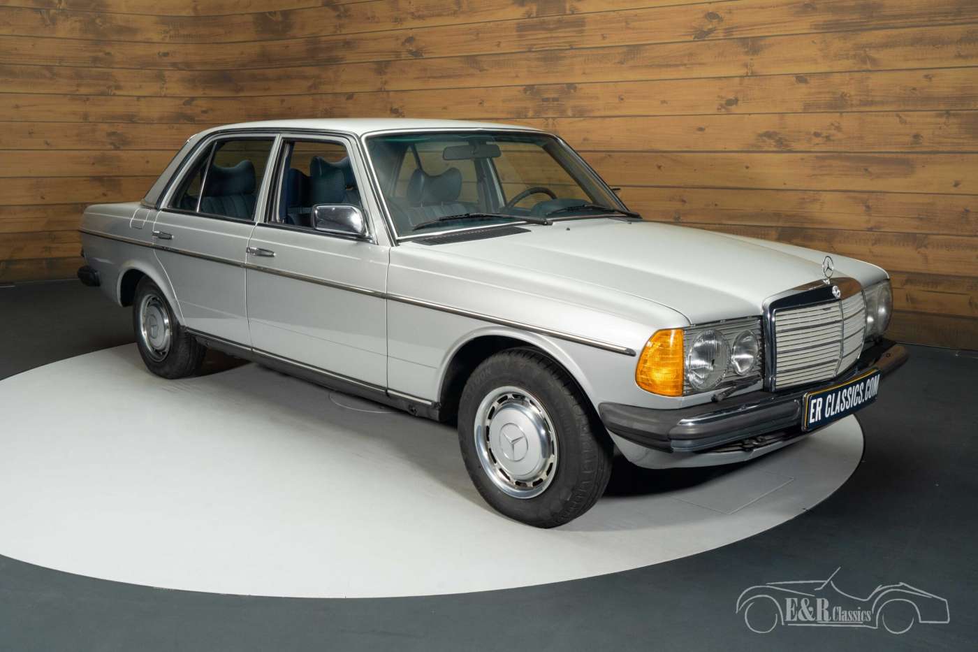 Mercedes-Benz 250
