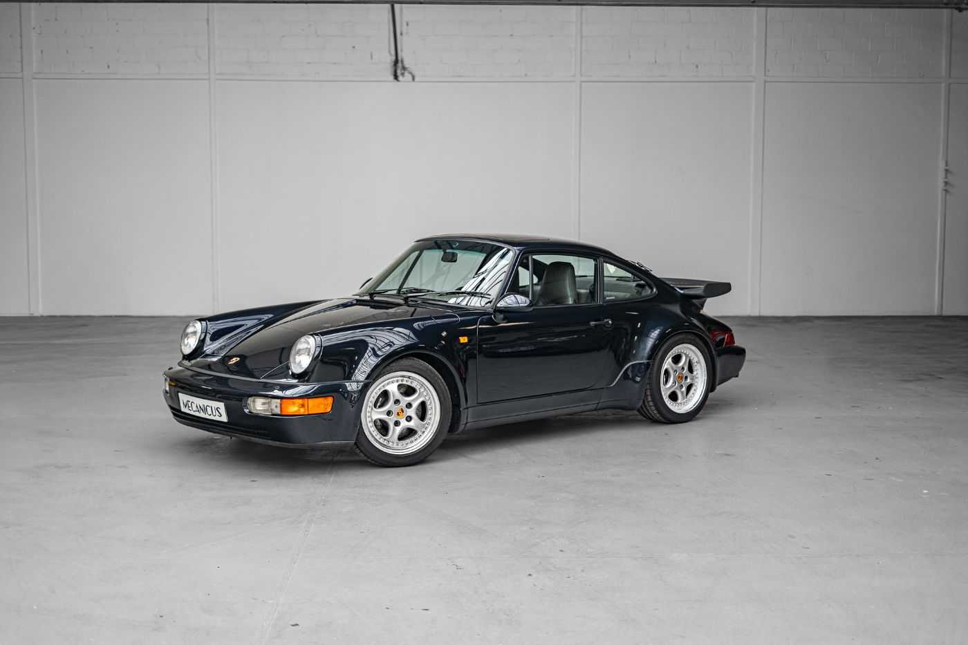 Porsche 964