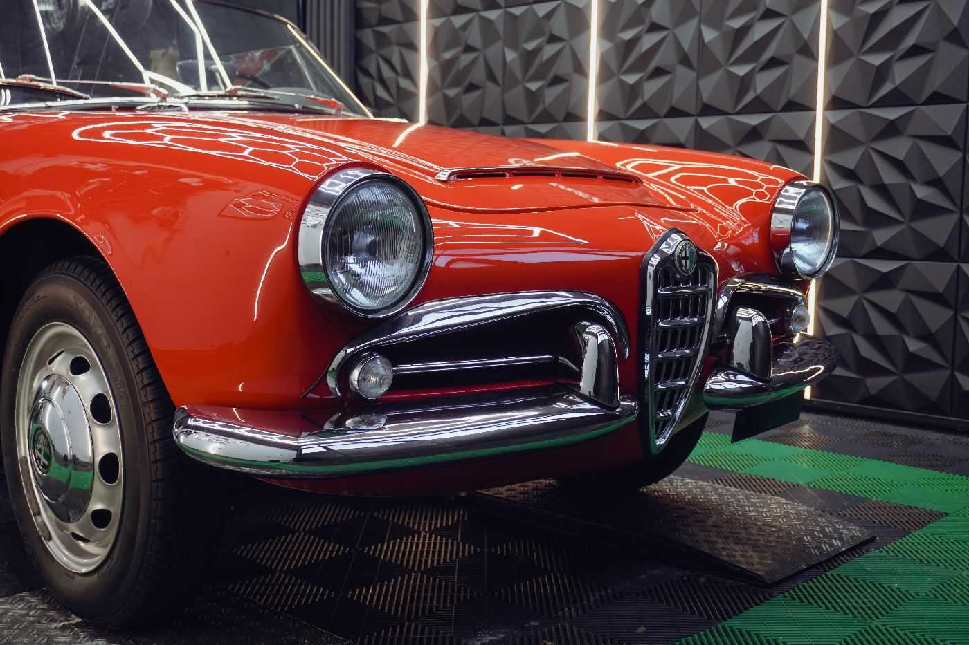 Alfa Roméo Giulia Spider