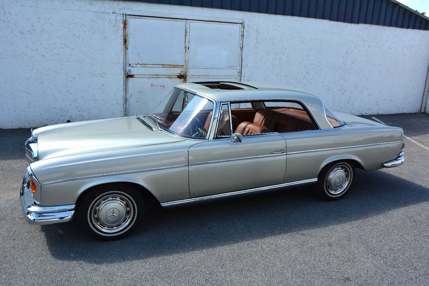 Mercedes-Benz SE