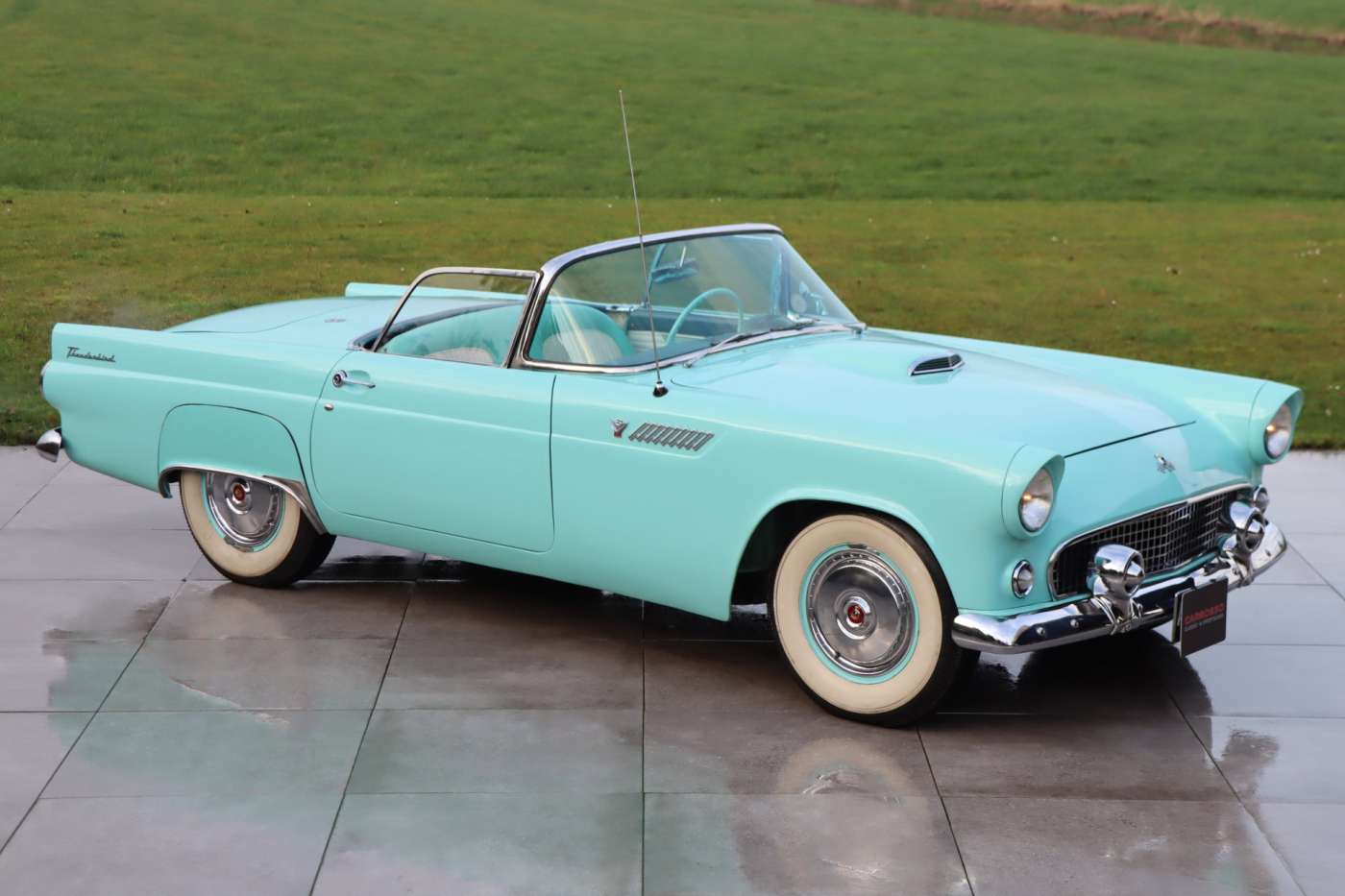 Ford Thunderbird