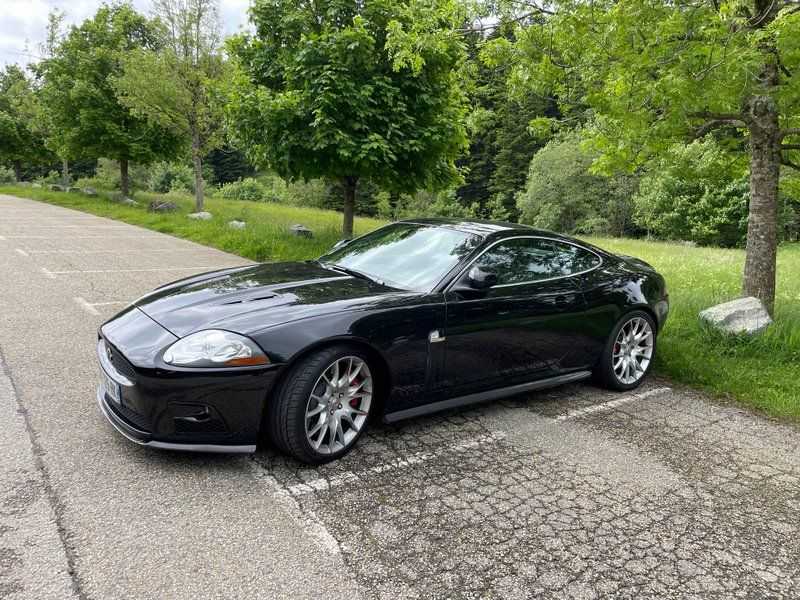 Jaguar XKR