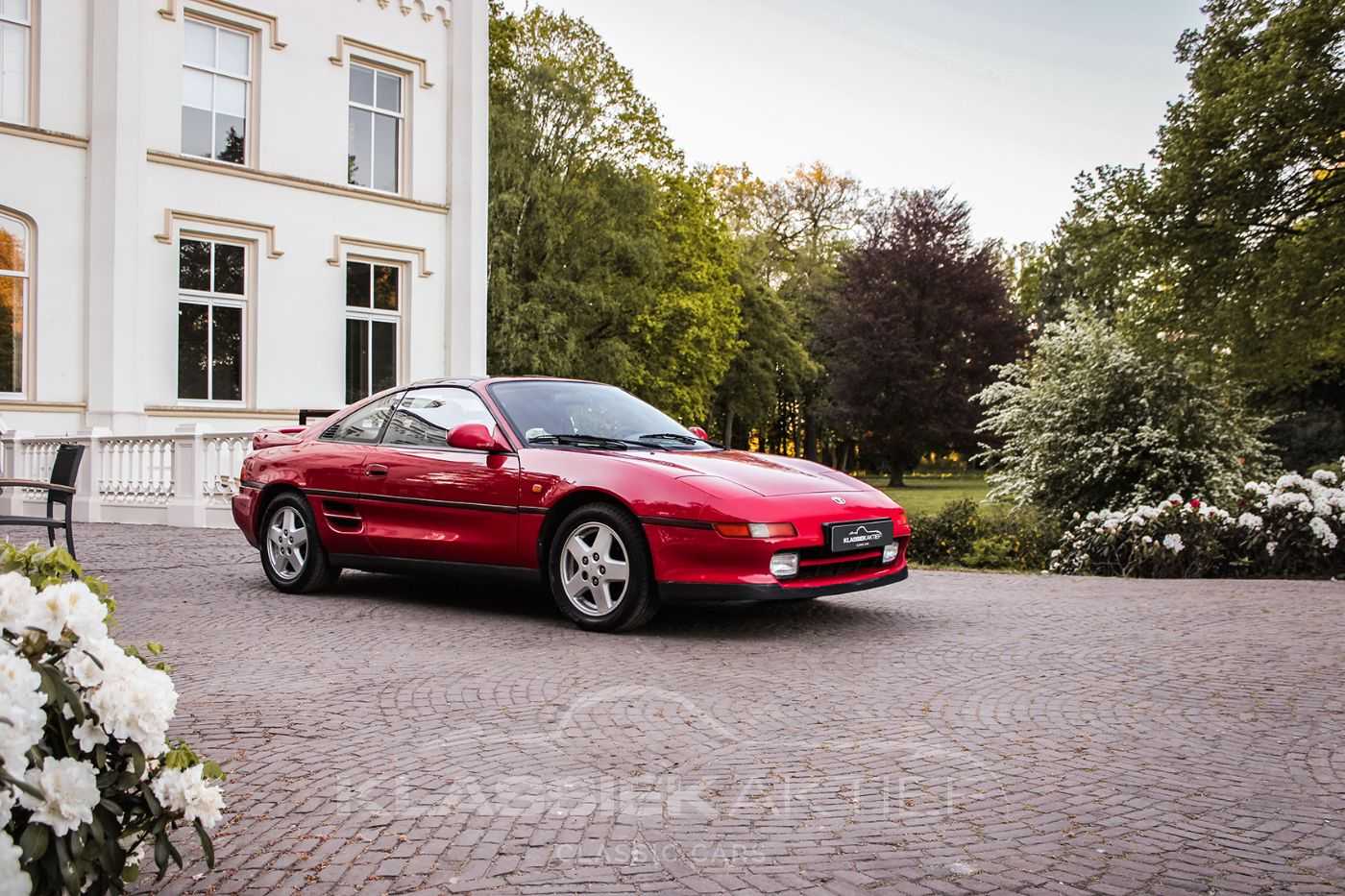 Toyota MR2