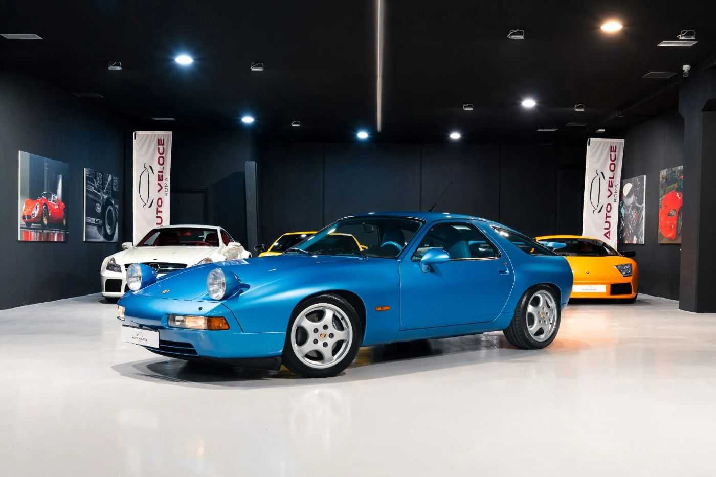 Porsche 928