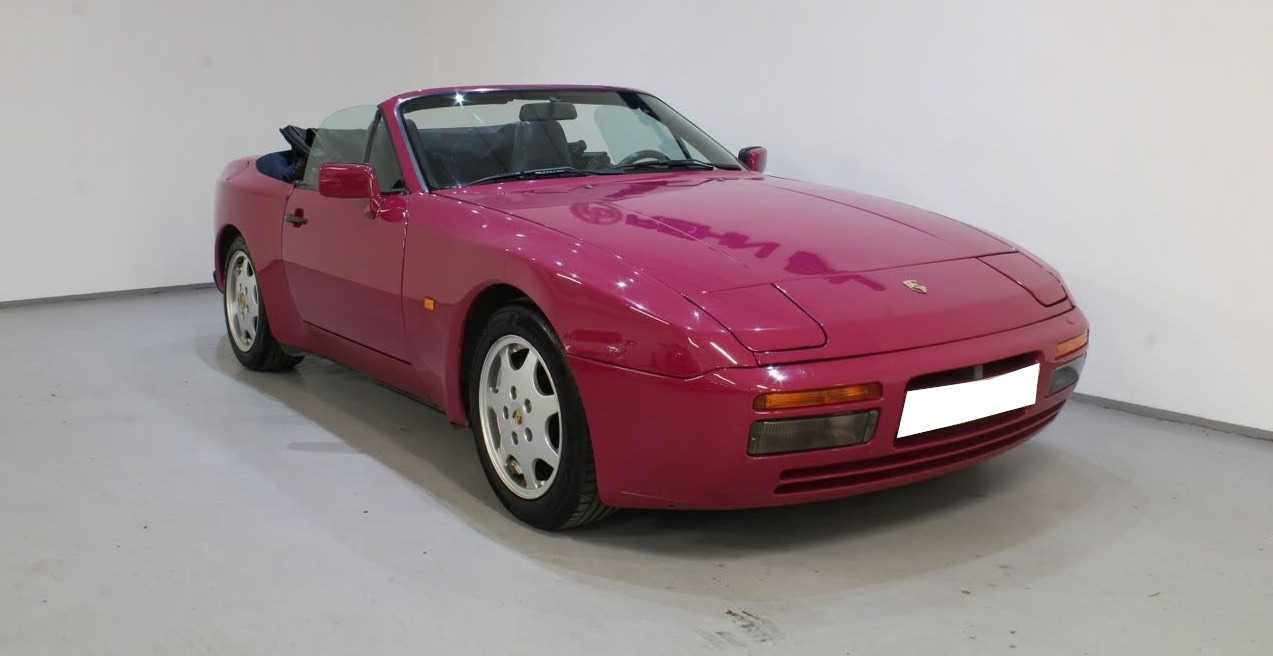 Porsche 944