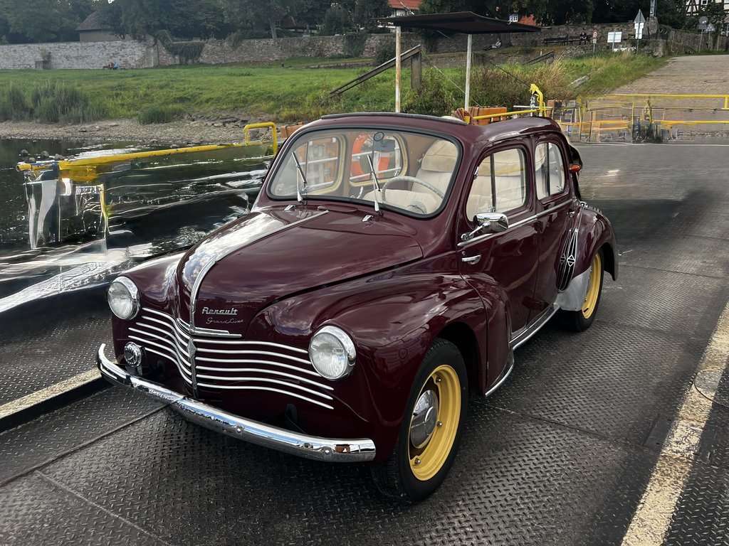 Renault 4 CV