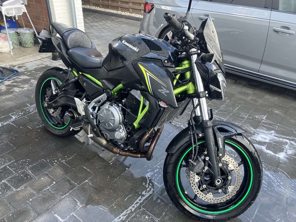 Moto Kawazaki