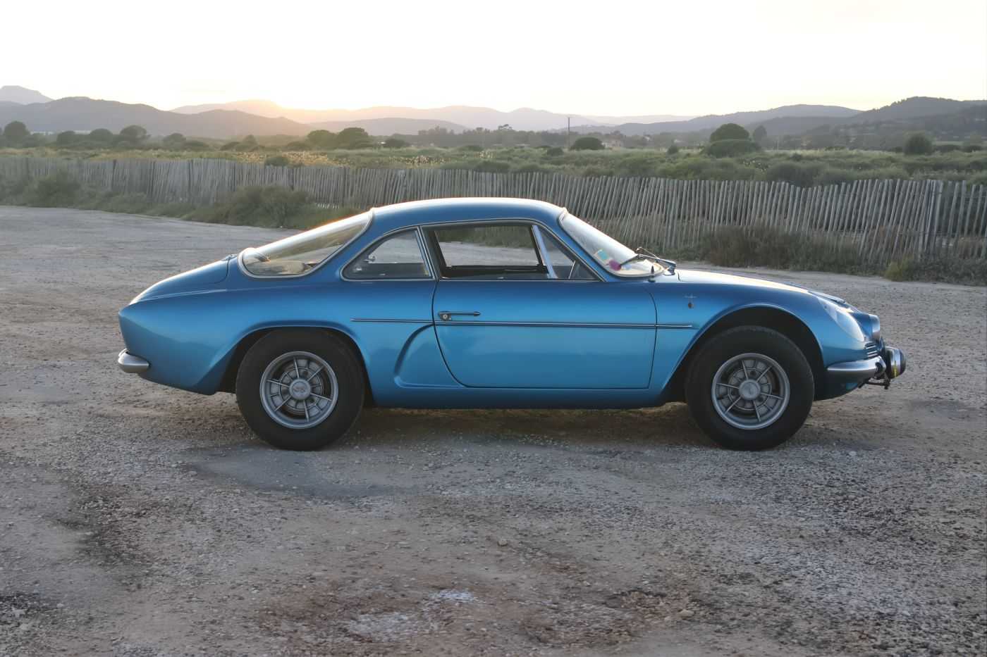 Alpine A 110