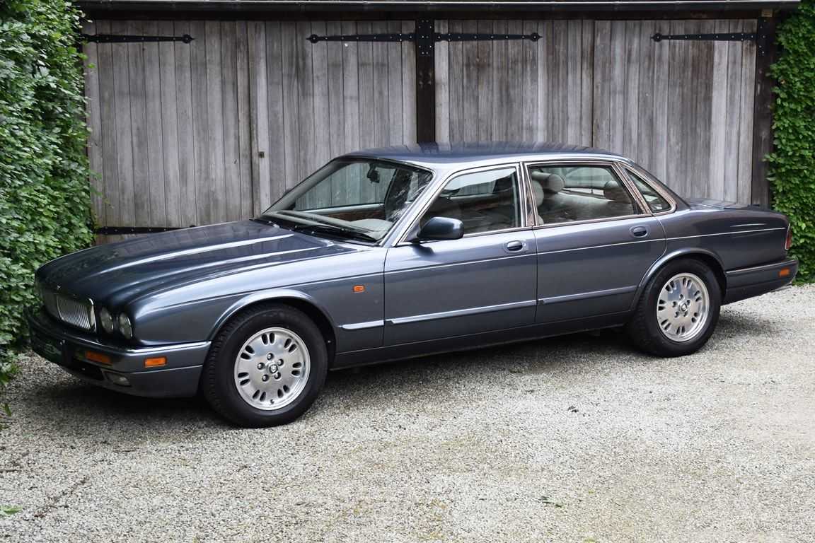 Jaguar Série - XJ