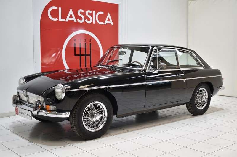 MG B GT