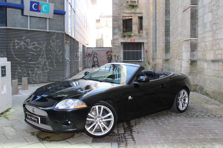Jaguar Série - XK V8