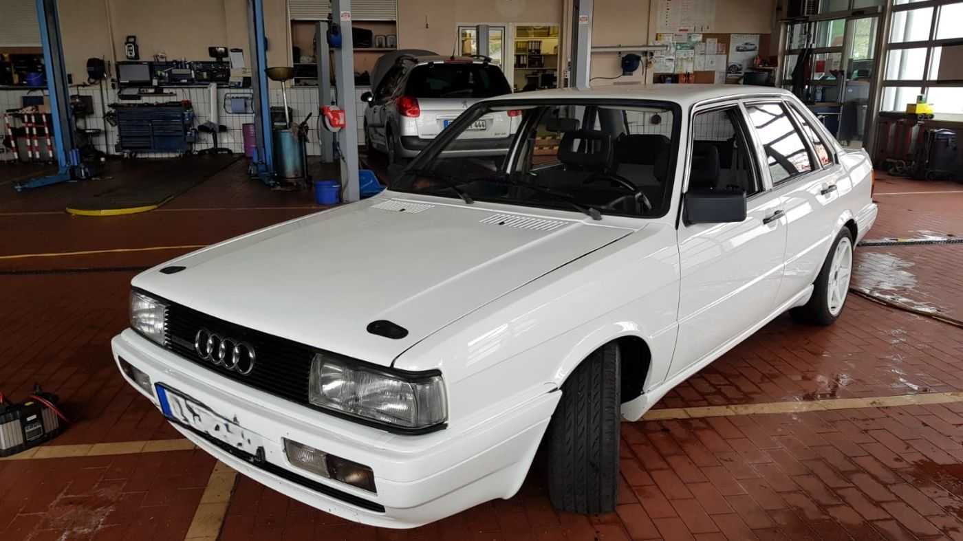 Audi 90