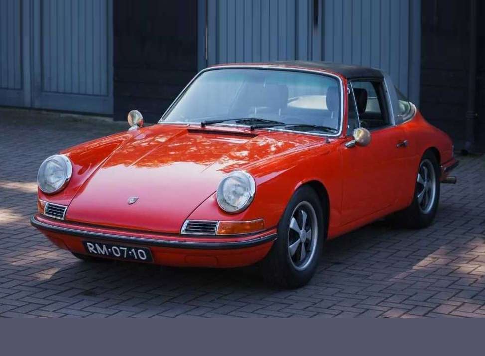 Porsche 911