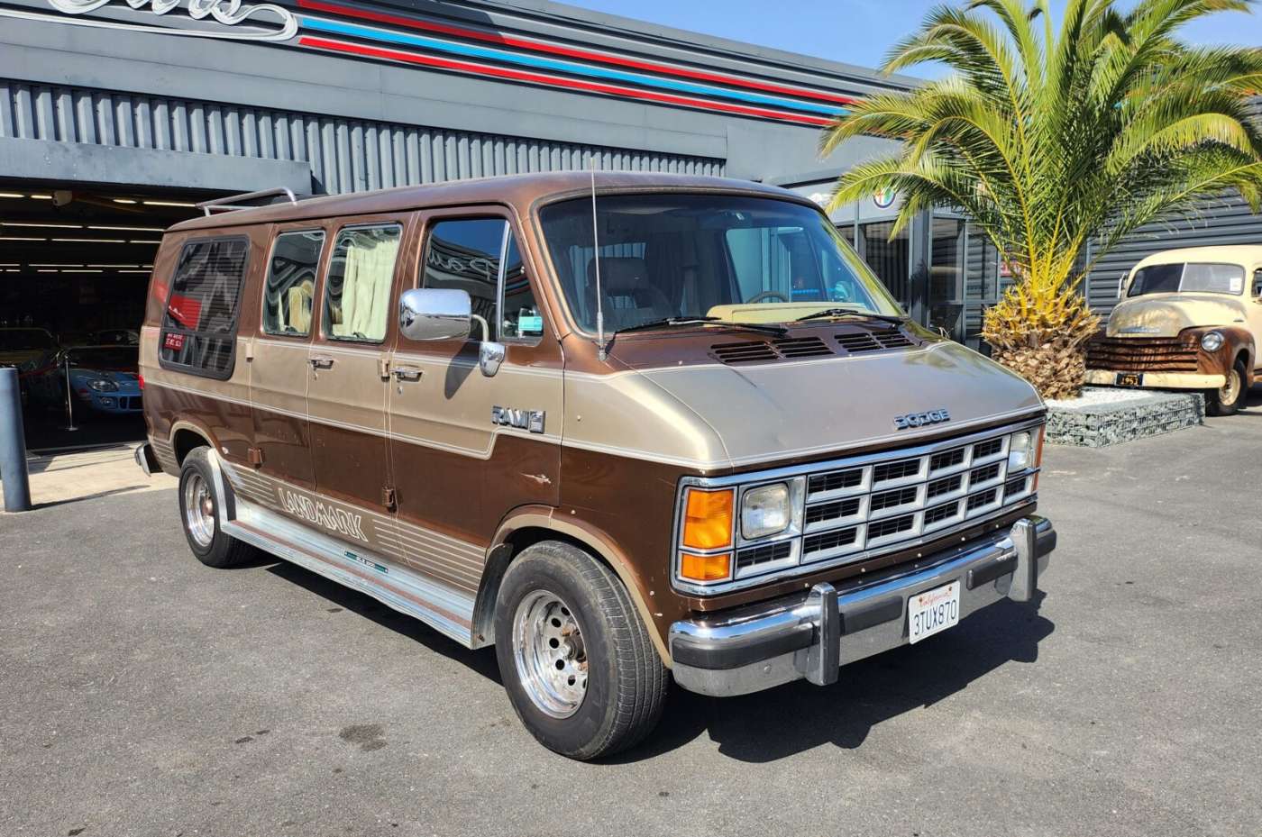 Dodge Van
