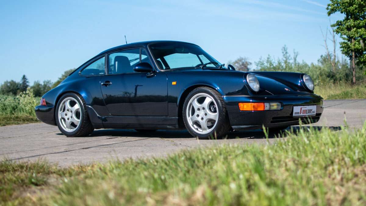 Porsche 964
