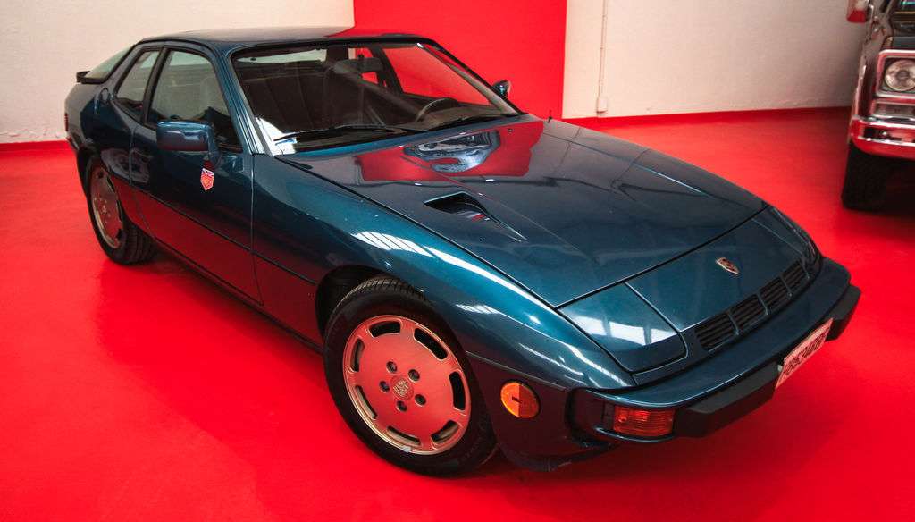 Porsche 924