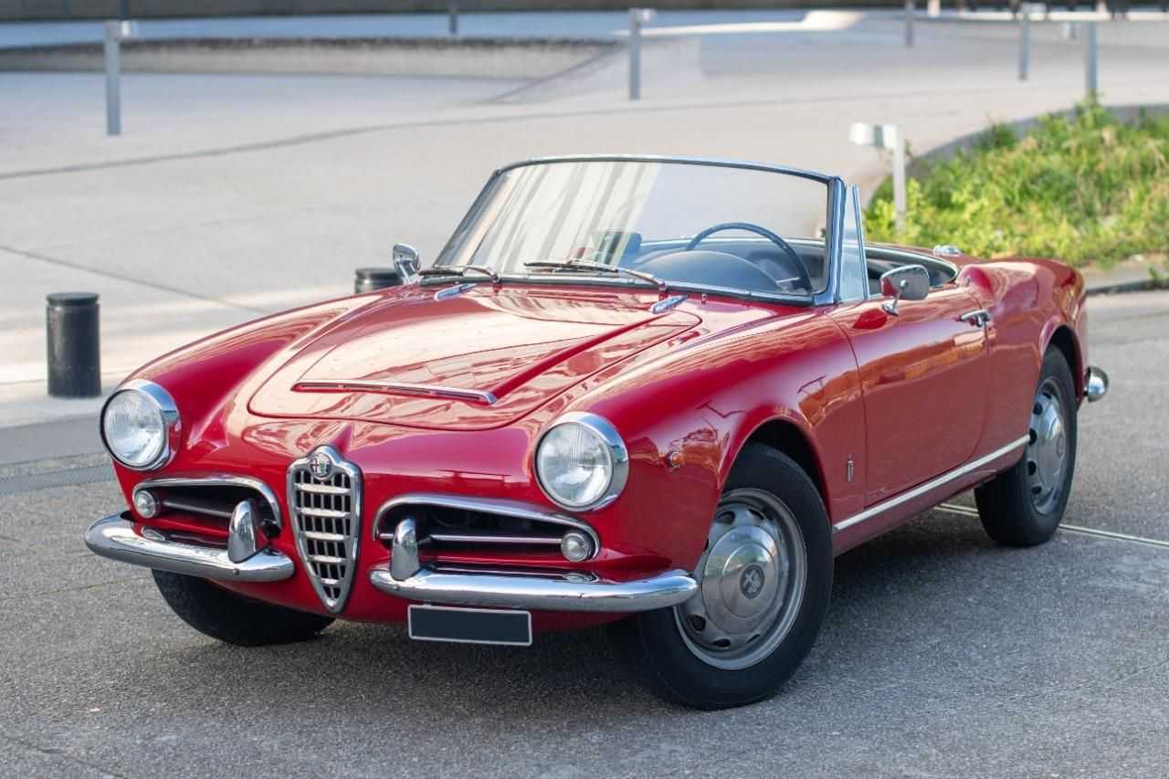 Alfa Roméo Giulia Spider