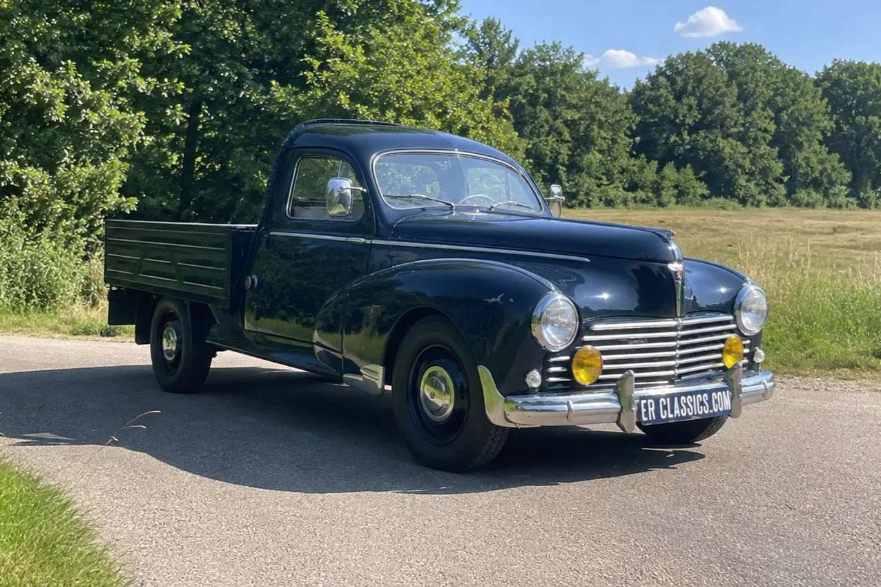 Peugeot 203