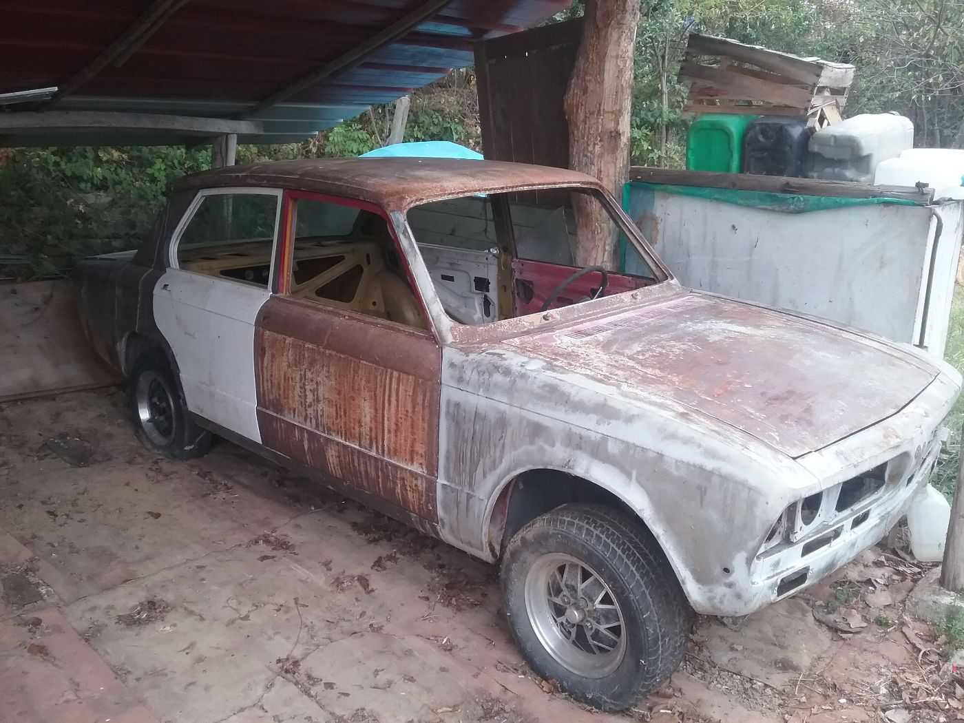 Triumph Dolomite