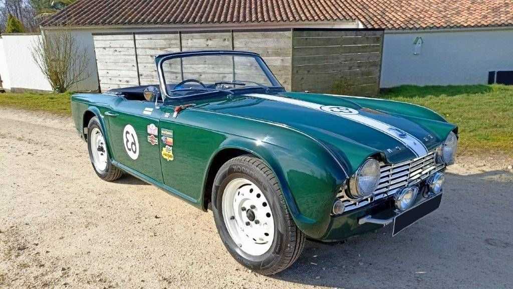 Triumph TR4