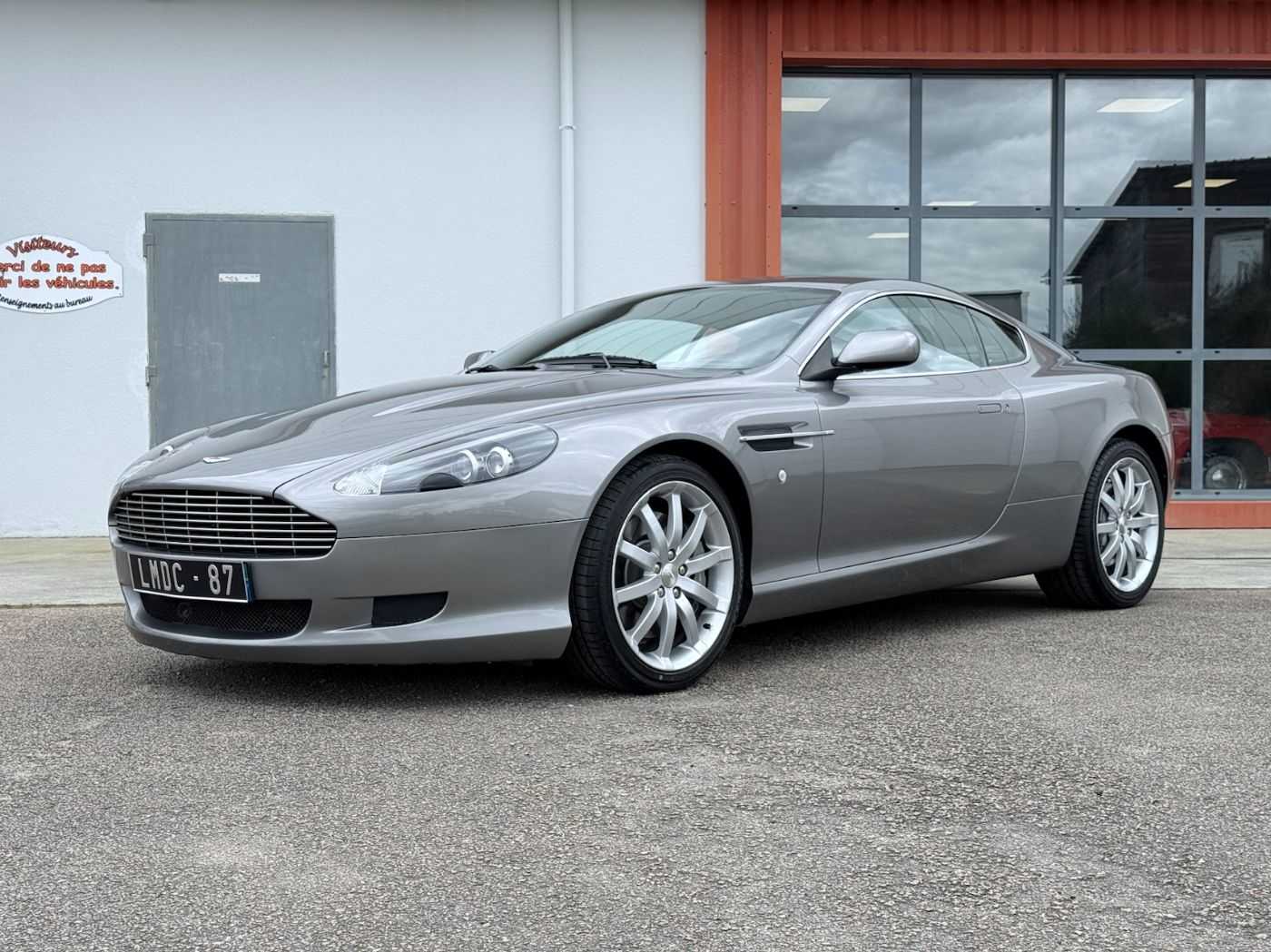 Aston Martin DB