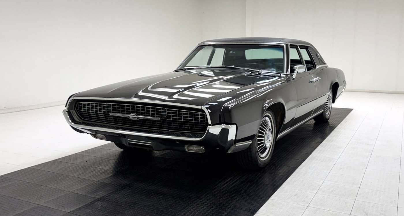 Ford Thunderbird
