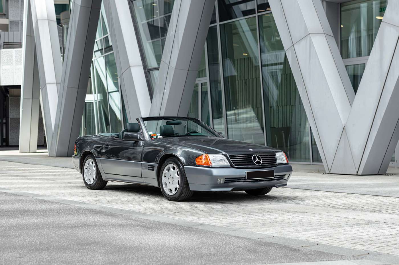 Mercedes-Benz 