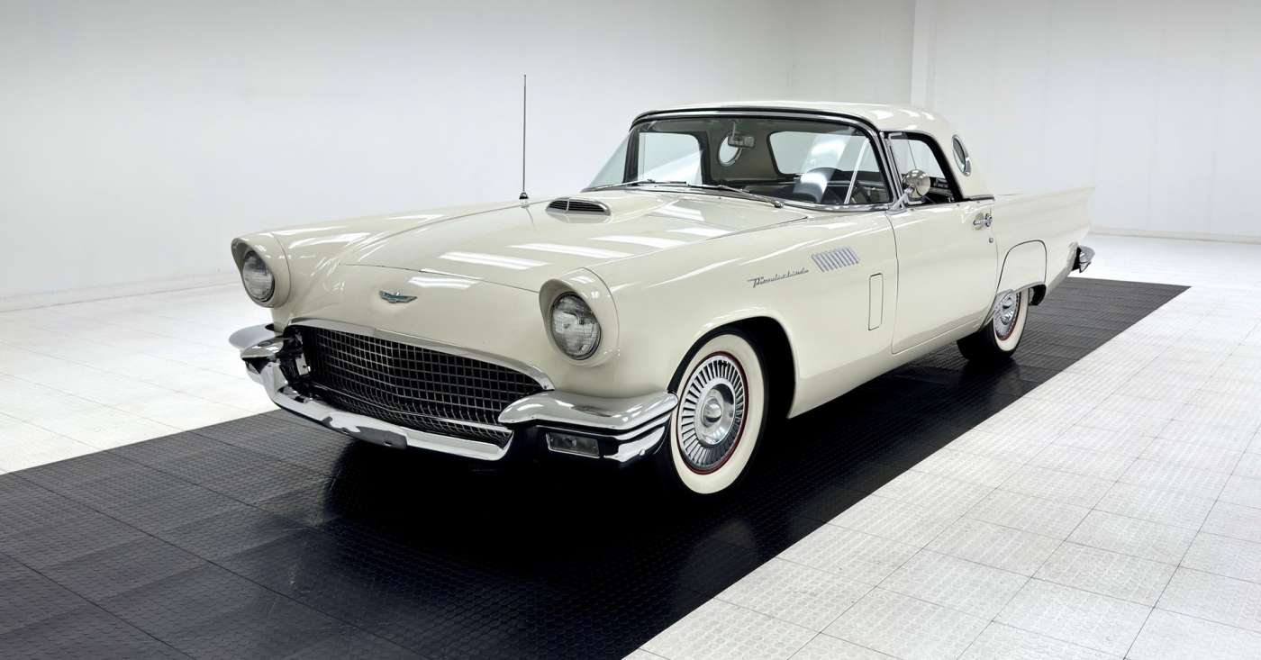 Ford Thunderbird