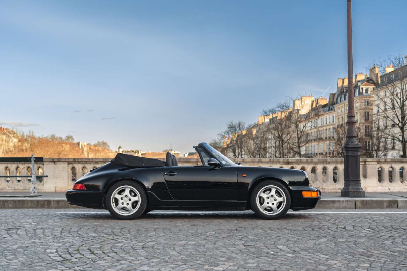 Porsche 964