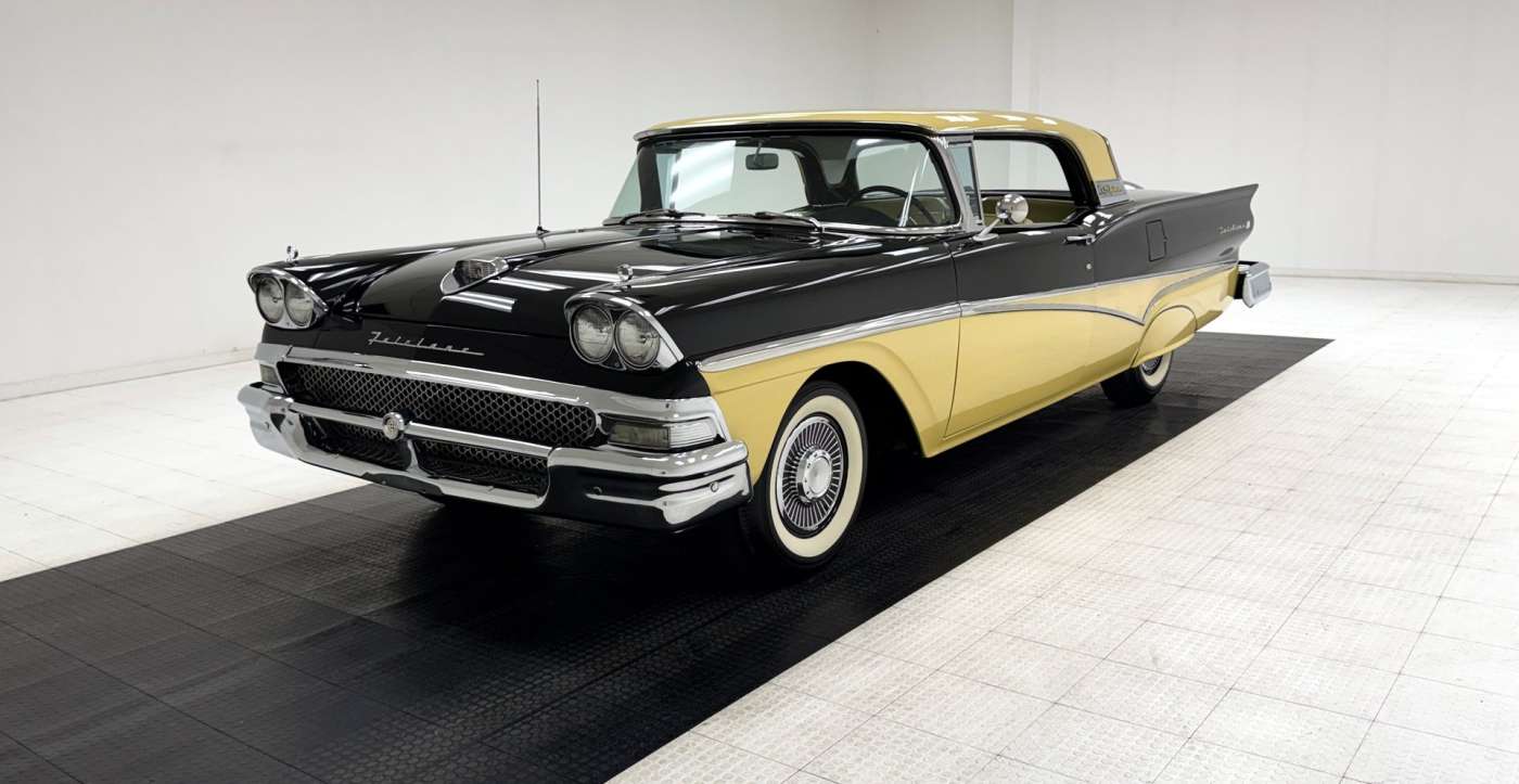 Ford Fairlane