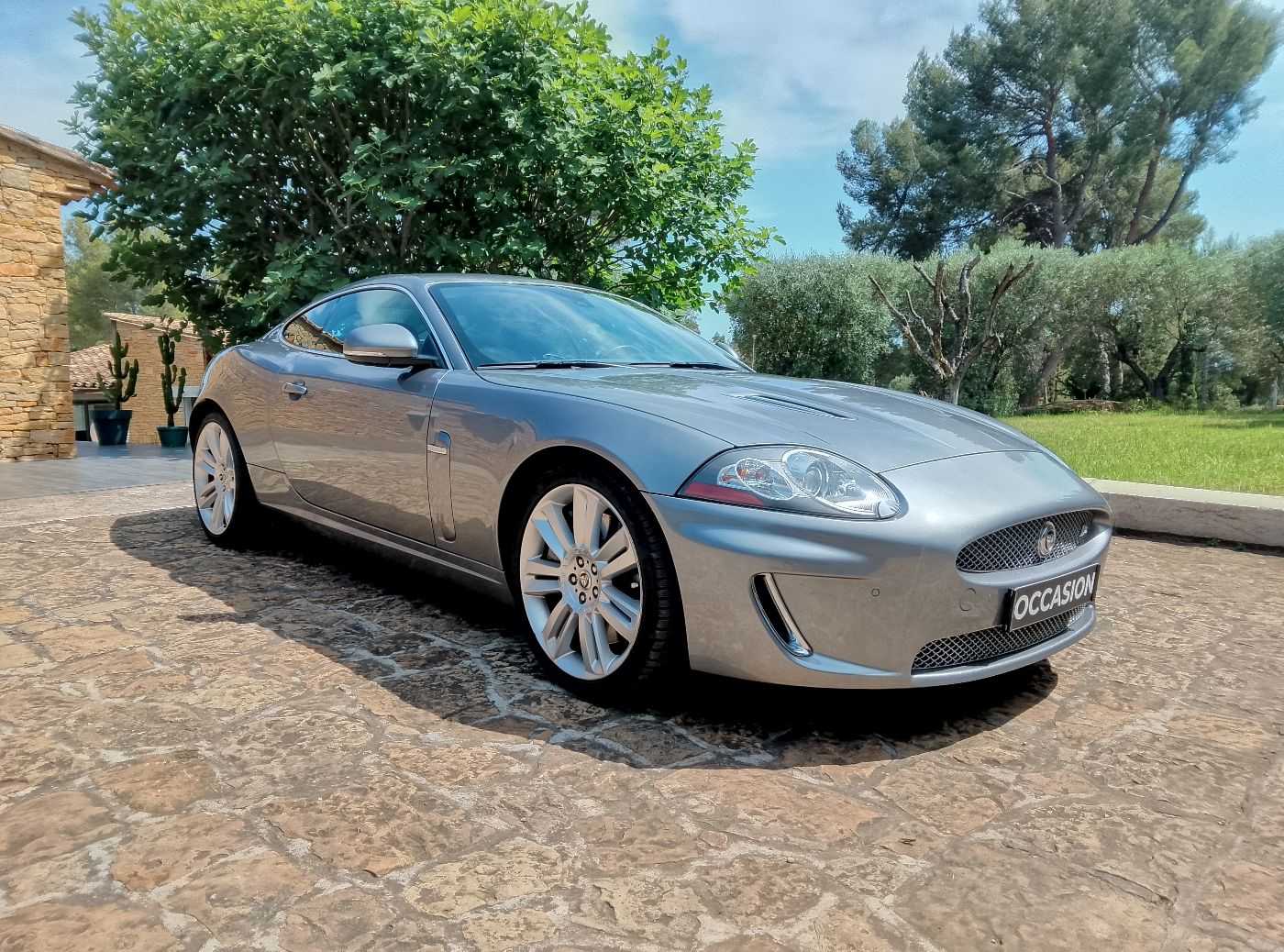 Jaguar XKR