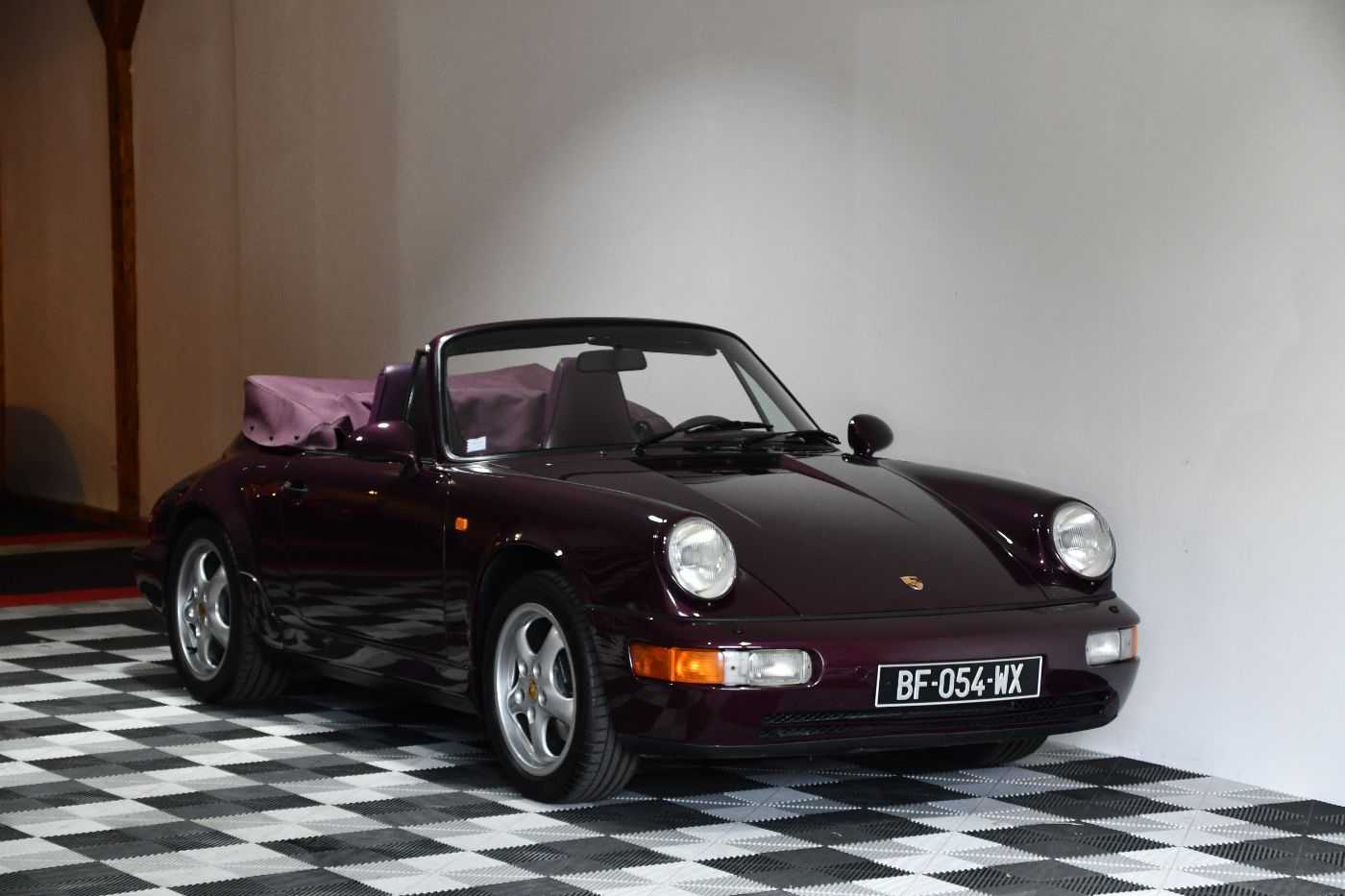 Porsche 964