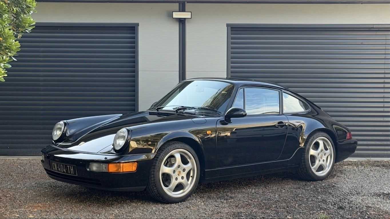 Porsche 964