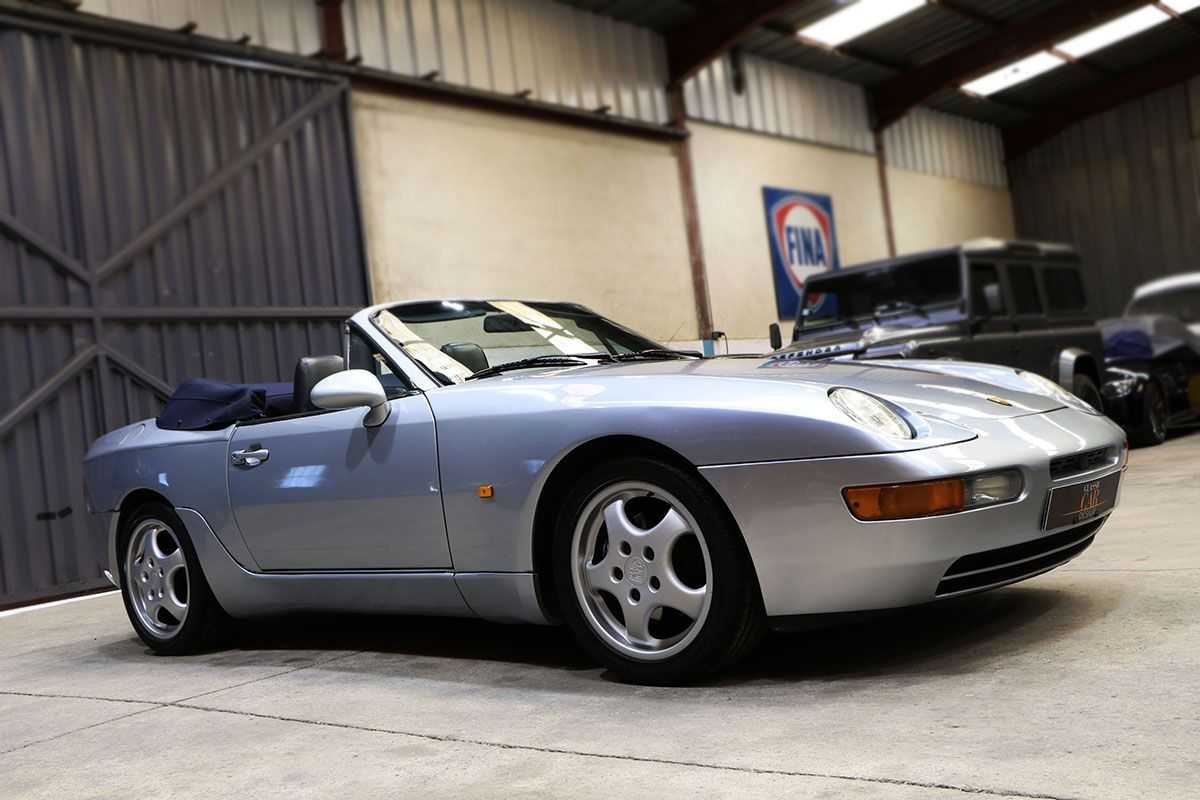Porsche 968
