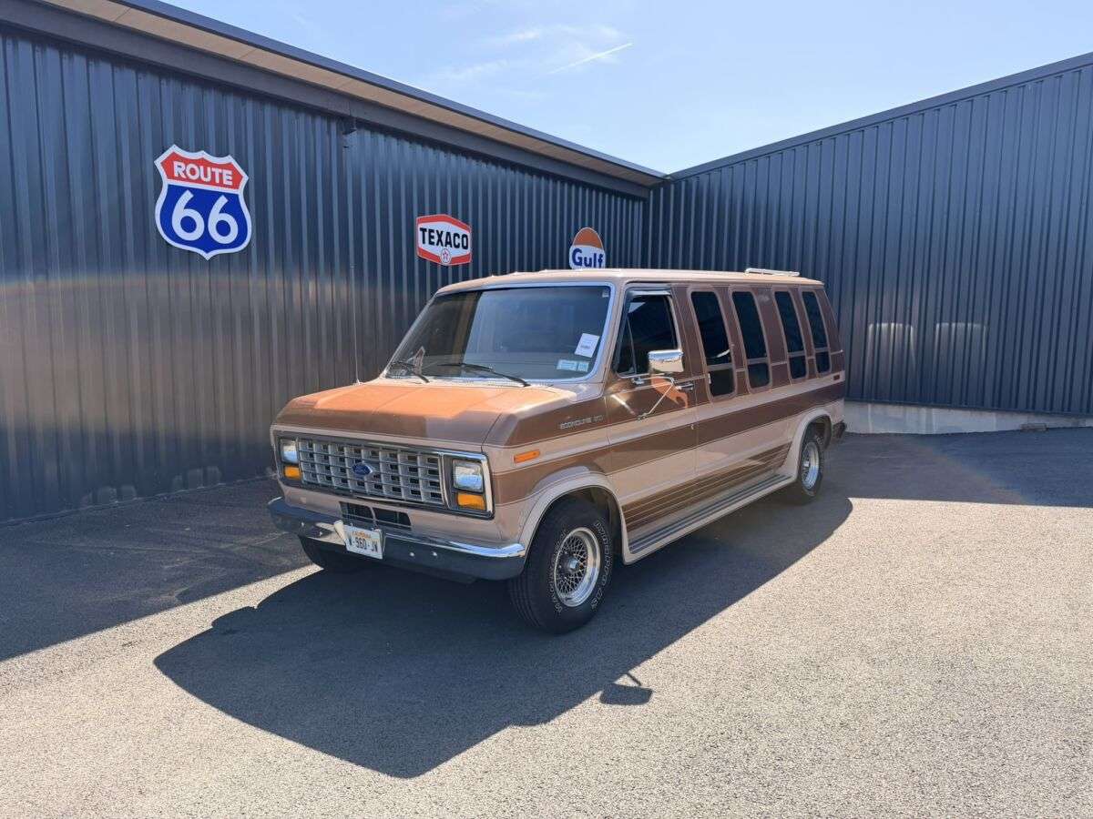 Ford Van