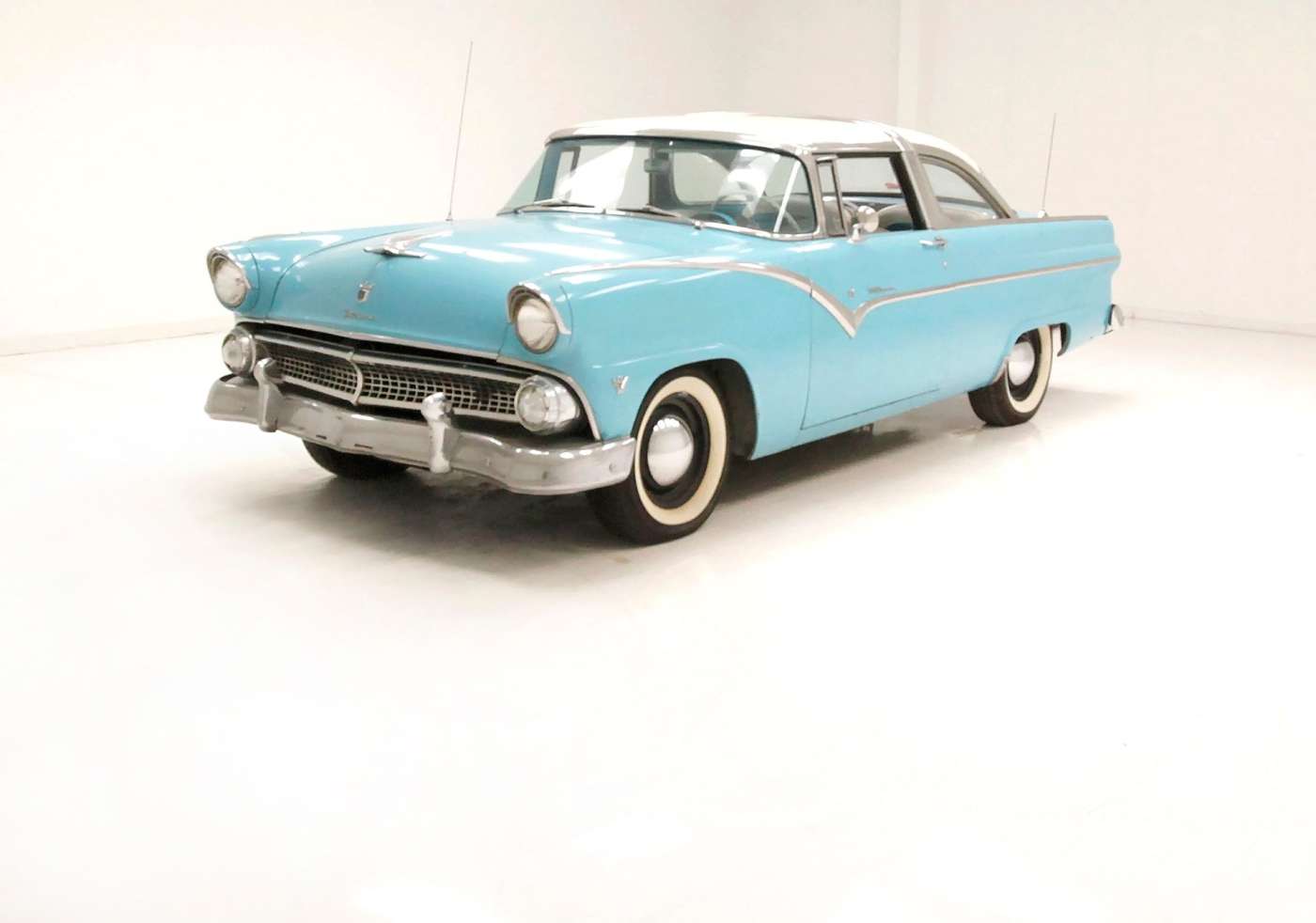 Ford Crown Victoria