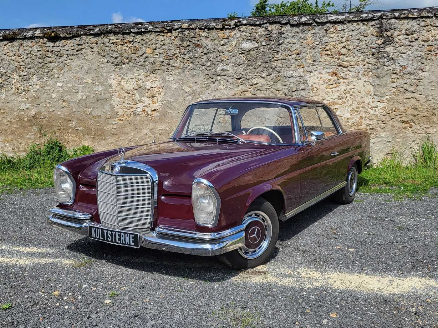 Mercedes-Benz SE