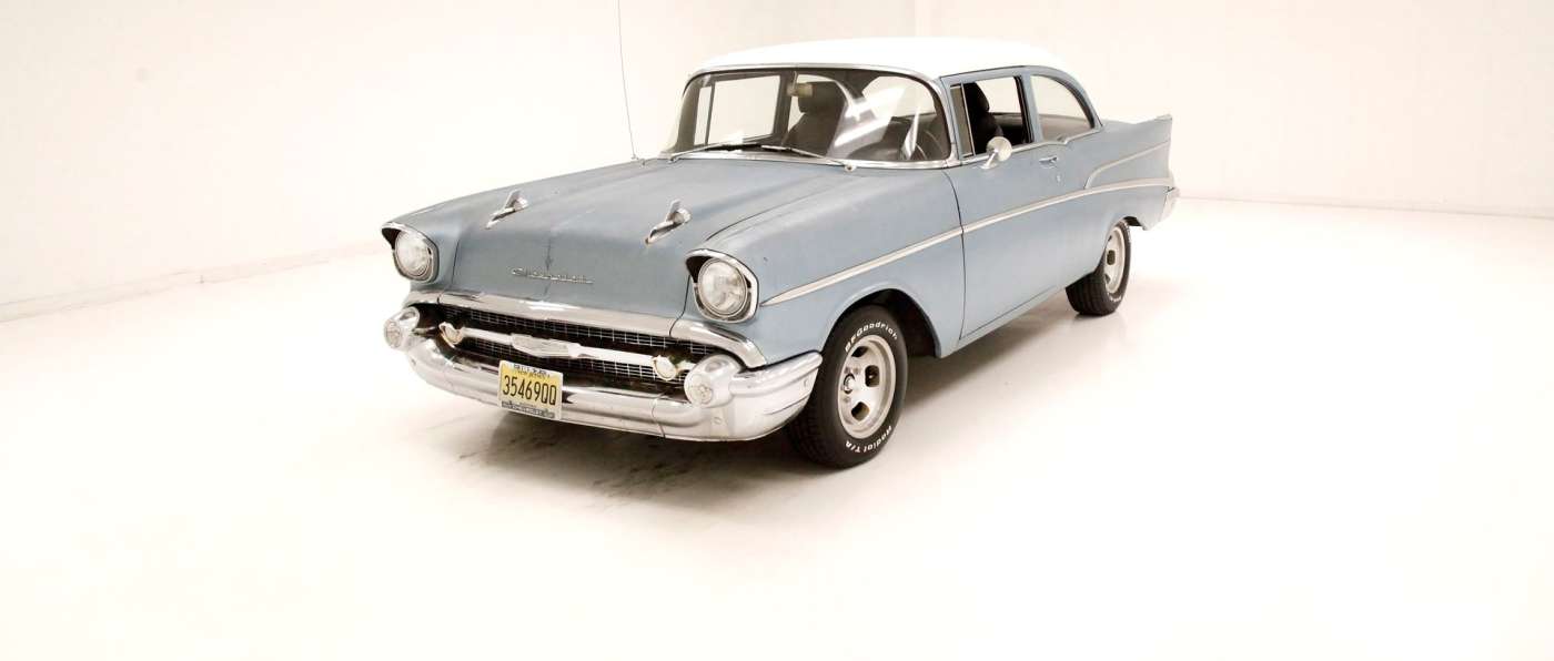 Chevrolet 210